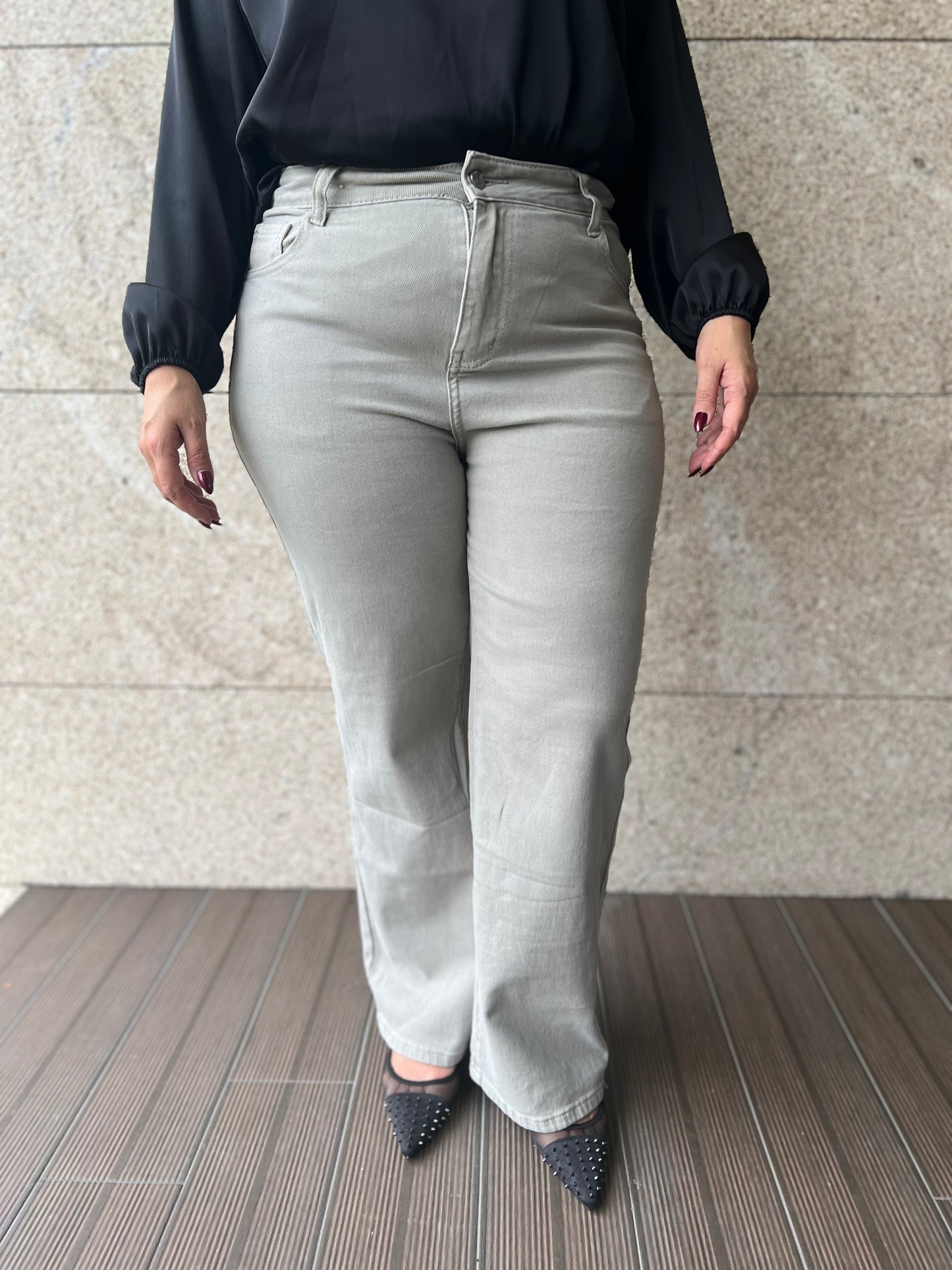 Calça Wide Leg em Cinza