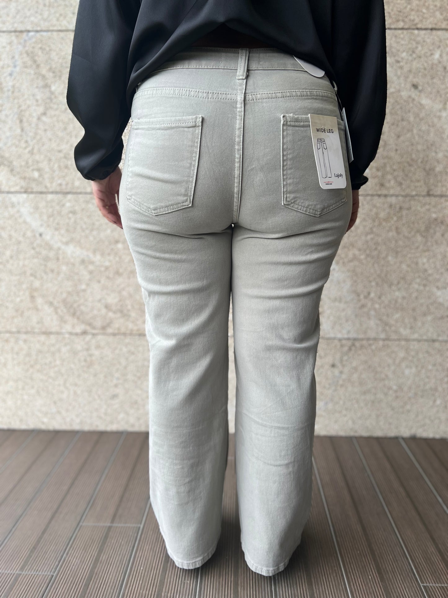 Calça Wide Leg em Cinza