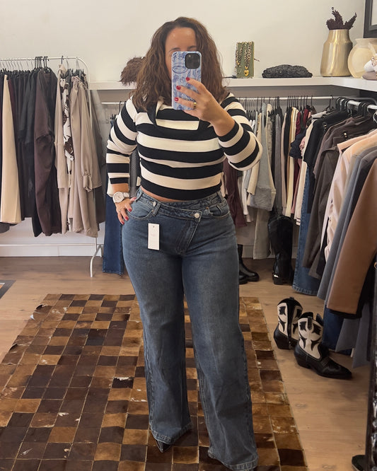 Calça desnivelada