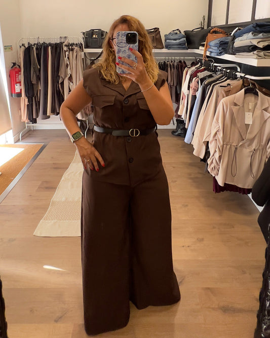Fato oversize com colete