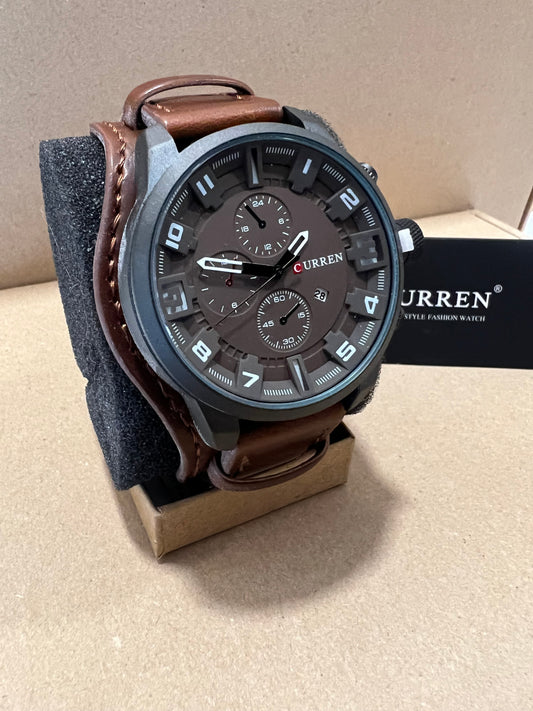 Montre Curren marron/noir – Design moderne et fonctionnel