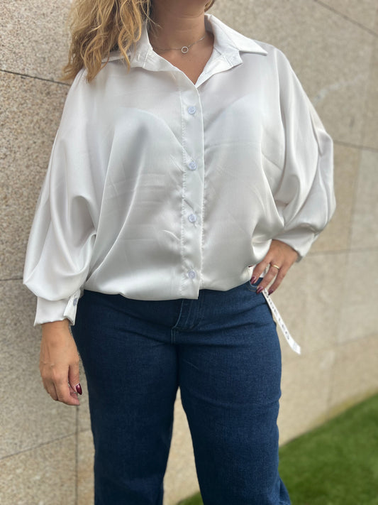 Camisa blanca satinada